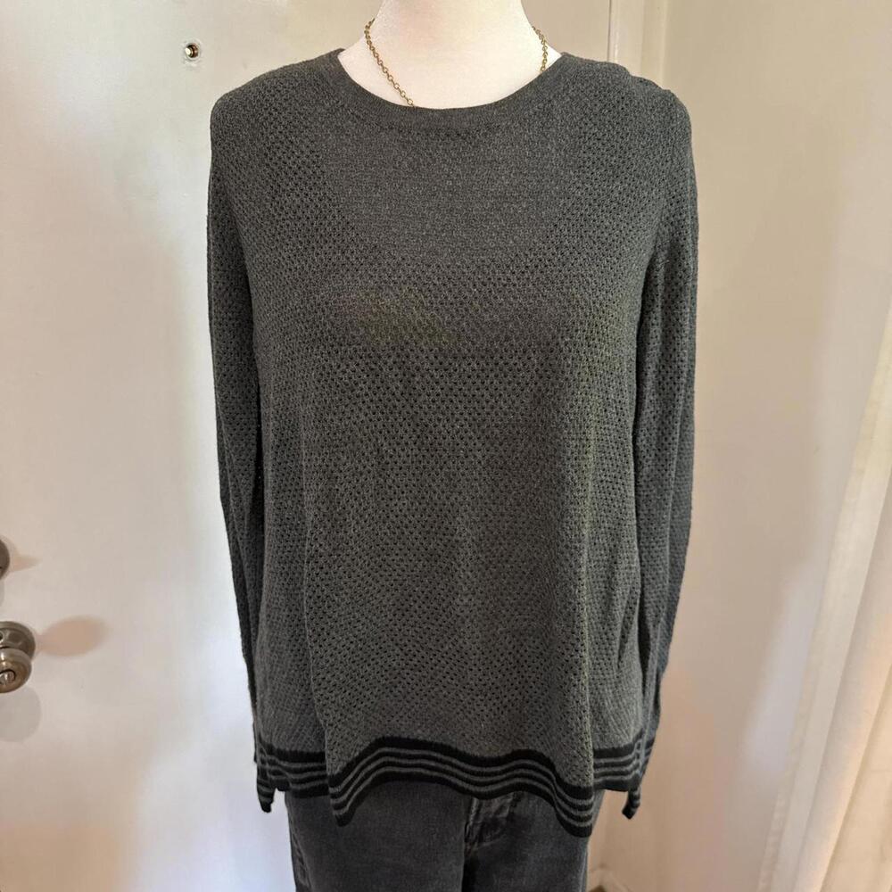 🖤 Rag & Bone Grey Textured Crew Neck Sweater (Size M)